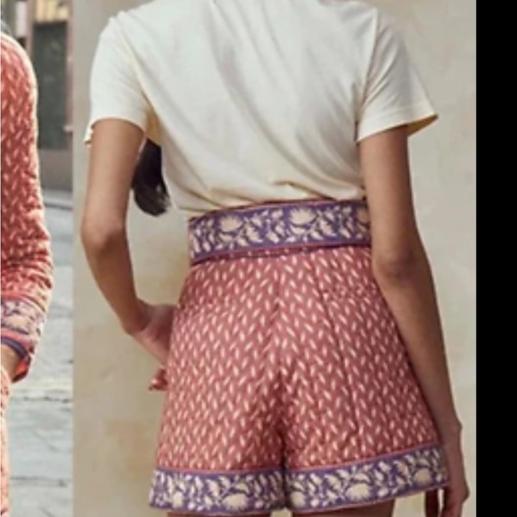 Hunter Bell Edith Short - Picture 2 of 6